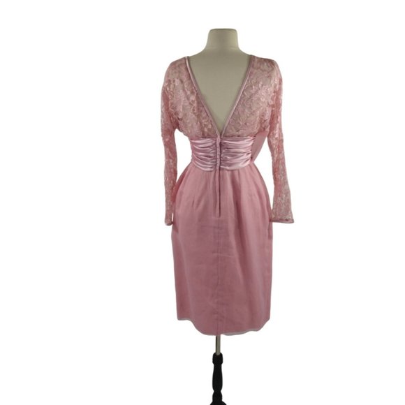 1980s Lace and Shimmery Sheer Pink Dress by Lilli Diamond - Picture 4 of 9